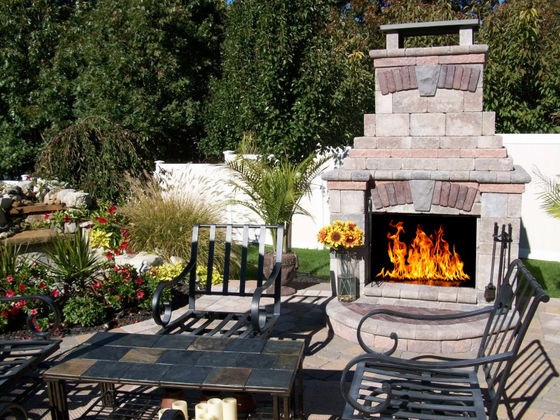 outdoor unilock fireplace